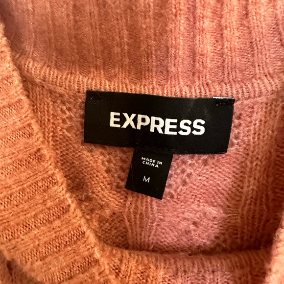 Express Sweater - Picture 4 of 4